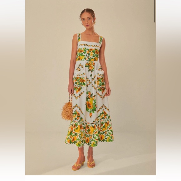 FARM Rio Dresses & Skirts - NWT Farm Rio size S Papaya salad scarf maxi dress in off white